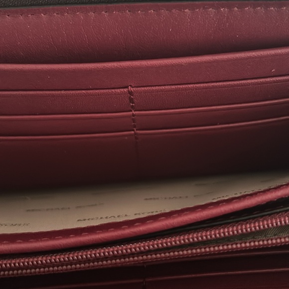 Michael Kors Mercer Color Block Burgundy Logo Continental Long Wallet NWOT - Picture 7 of 9